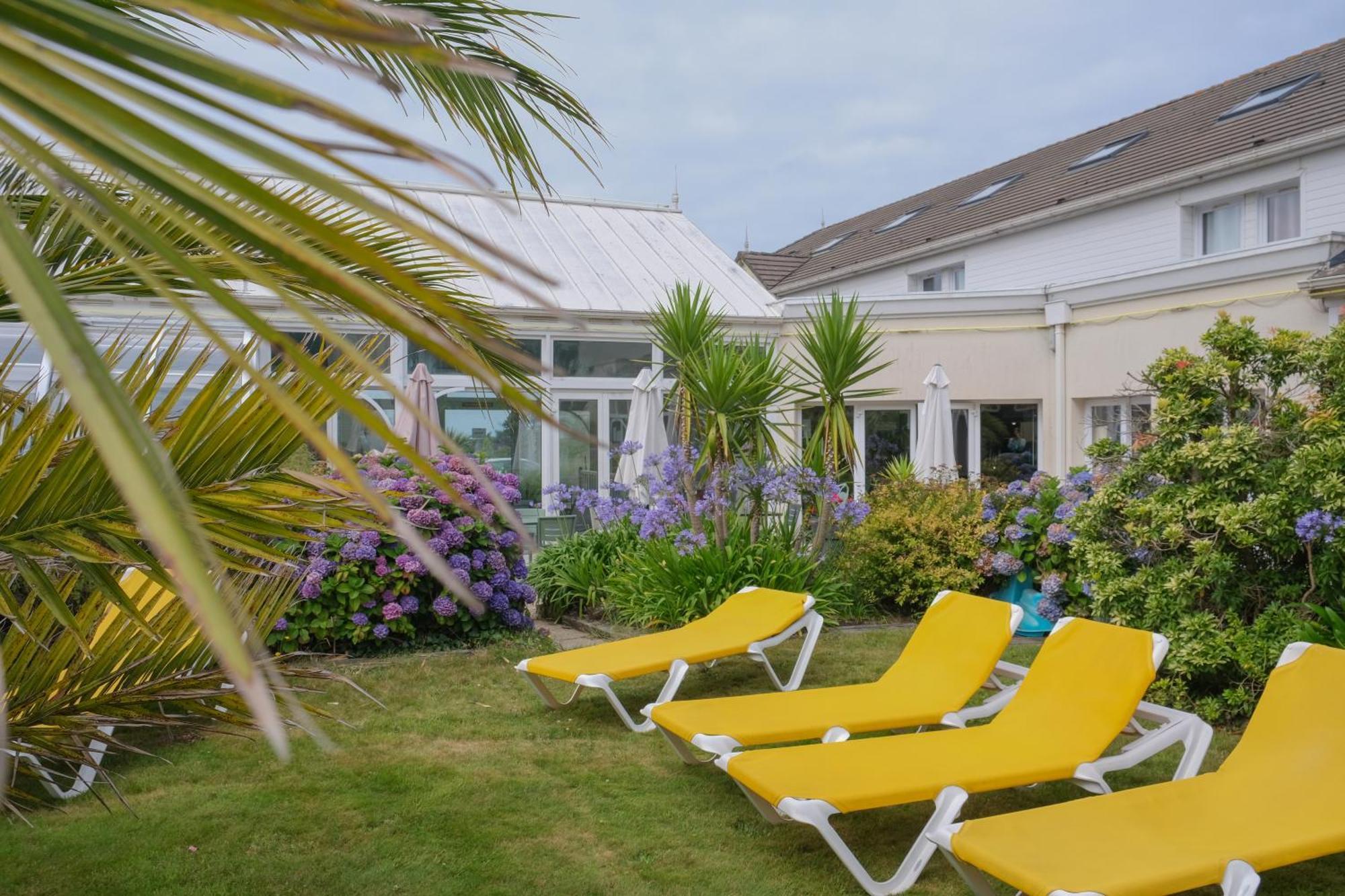 Hotel Arcadia Lannion Exteriör bild